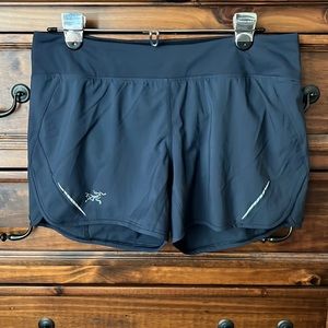Arc’teryx navy blue shorts, size M